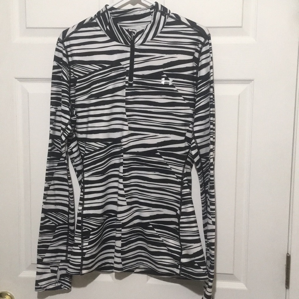 Under armour cold gear long sleeve black and white